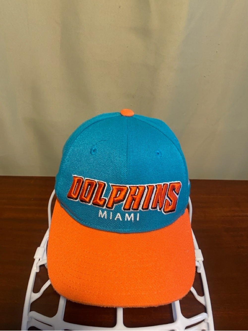 Mitchell & Ness  NFL Vintage Collection Miami Dolphins  Shredder Hat 6-20